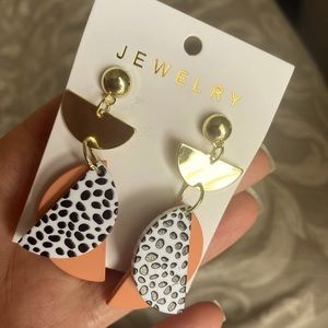 New gold tone with peach and black and white earrings
